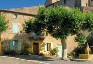 maison de village