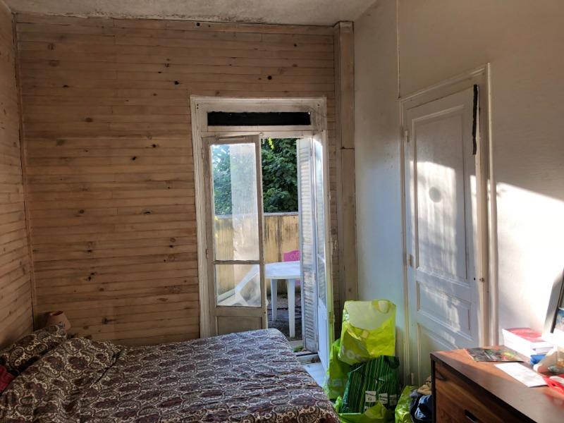Appartement T2 avec Terrasse à rénover Bordeaux centre 
