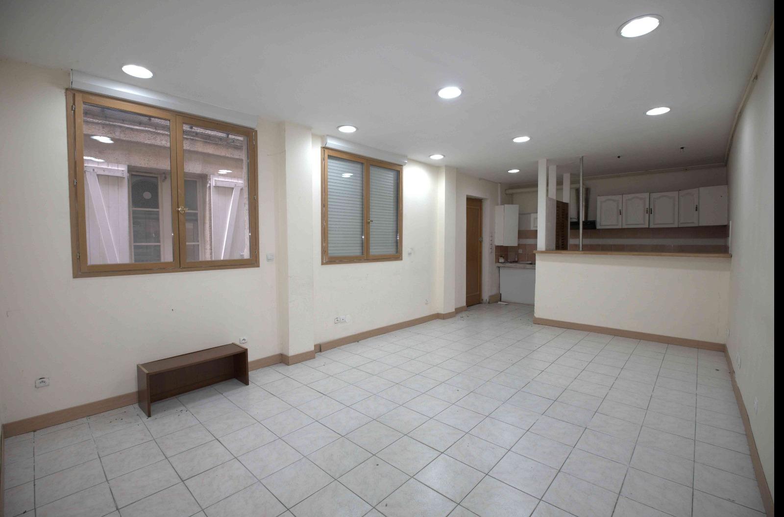 Local commercial de 38 m2 au centre de Bordeaux
