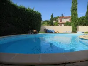 Villa Cabestany T6 résidentiel