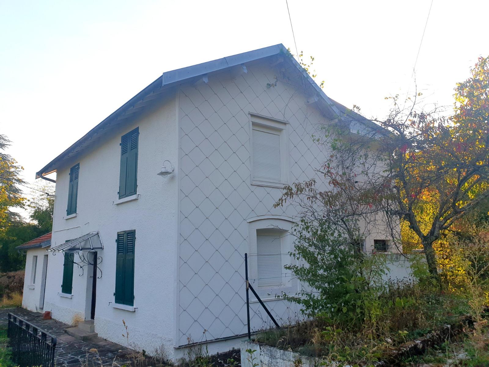 BESANÇON (25) : QUARTIER BREGILLE MAISON DE VILLE à RENOVER