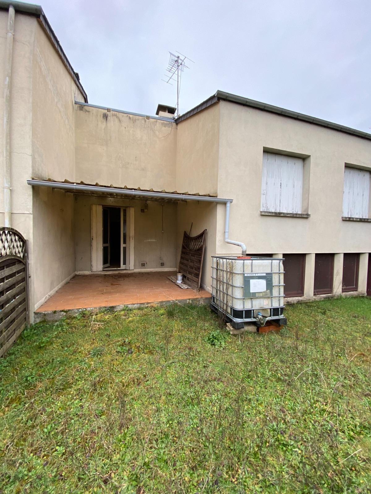 Maison à Brive-la-Gaillarde — vignette 11