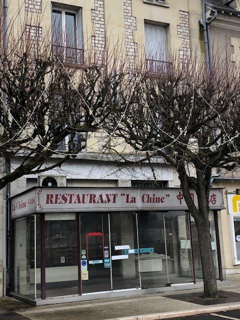 Business and/or Commercial Premises à Blois