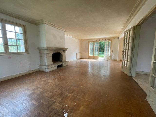 DOUARNENEZ, MAISON T7 (177,46m²) SUR 4.421M² DE TERRAIN 