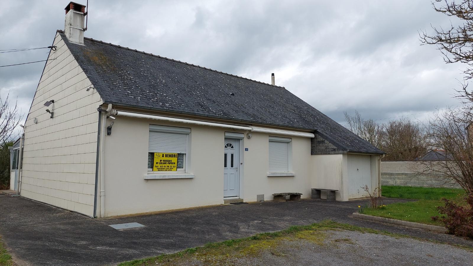 MAISON DE PLAIN PIED 93 M² A RESTAURER LA BOURGONNIERE 