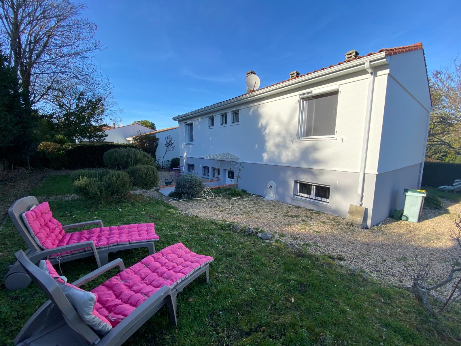 Maison 5 pièces entre bourg et falaises MESCHERS