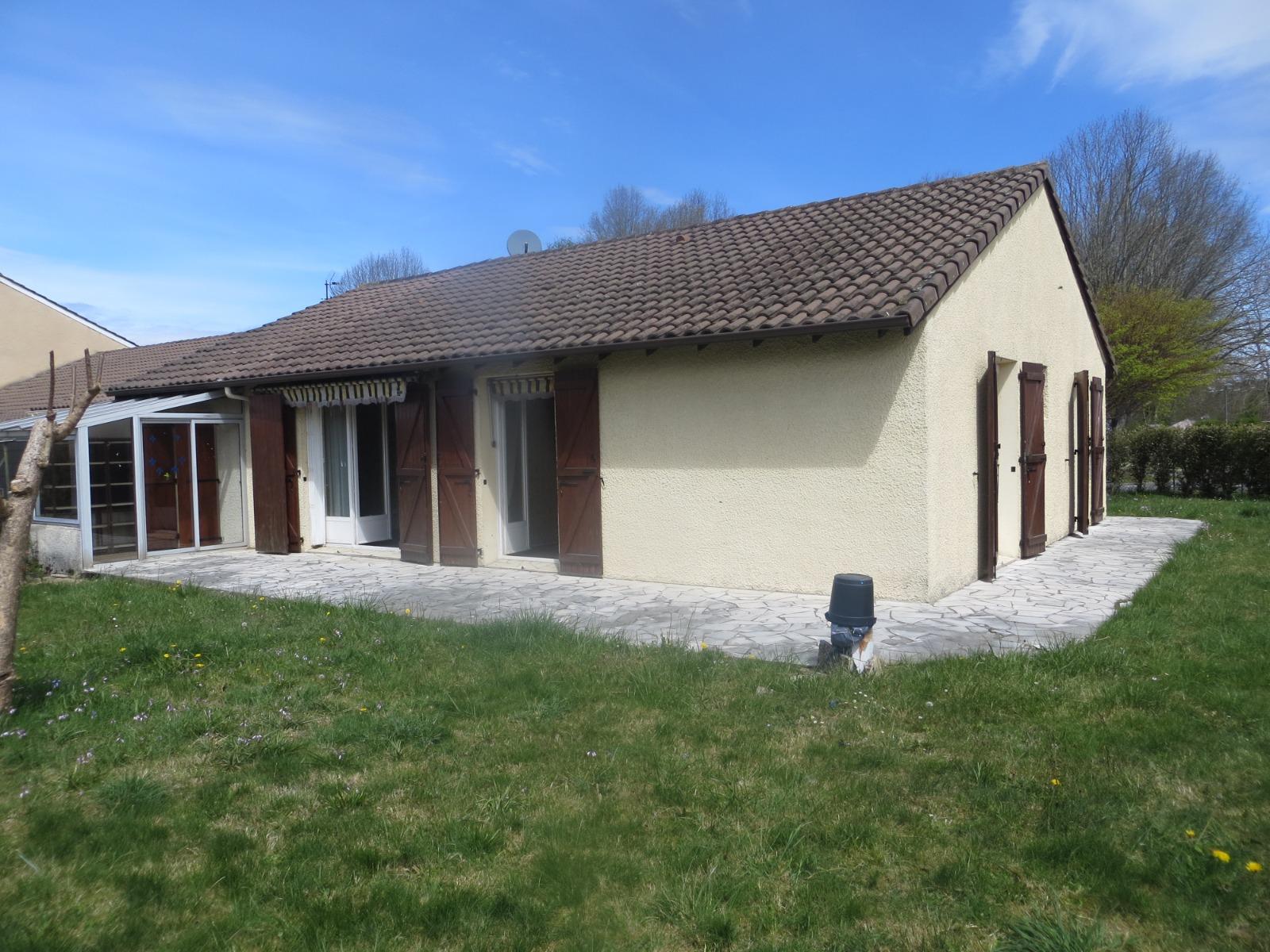SERRES-CASTET Maison jumelée