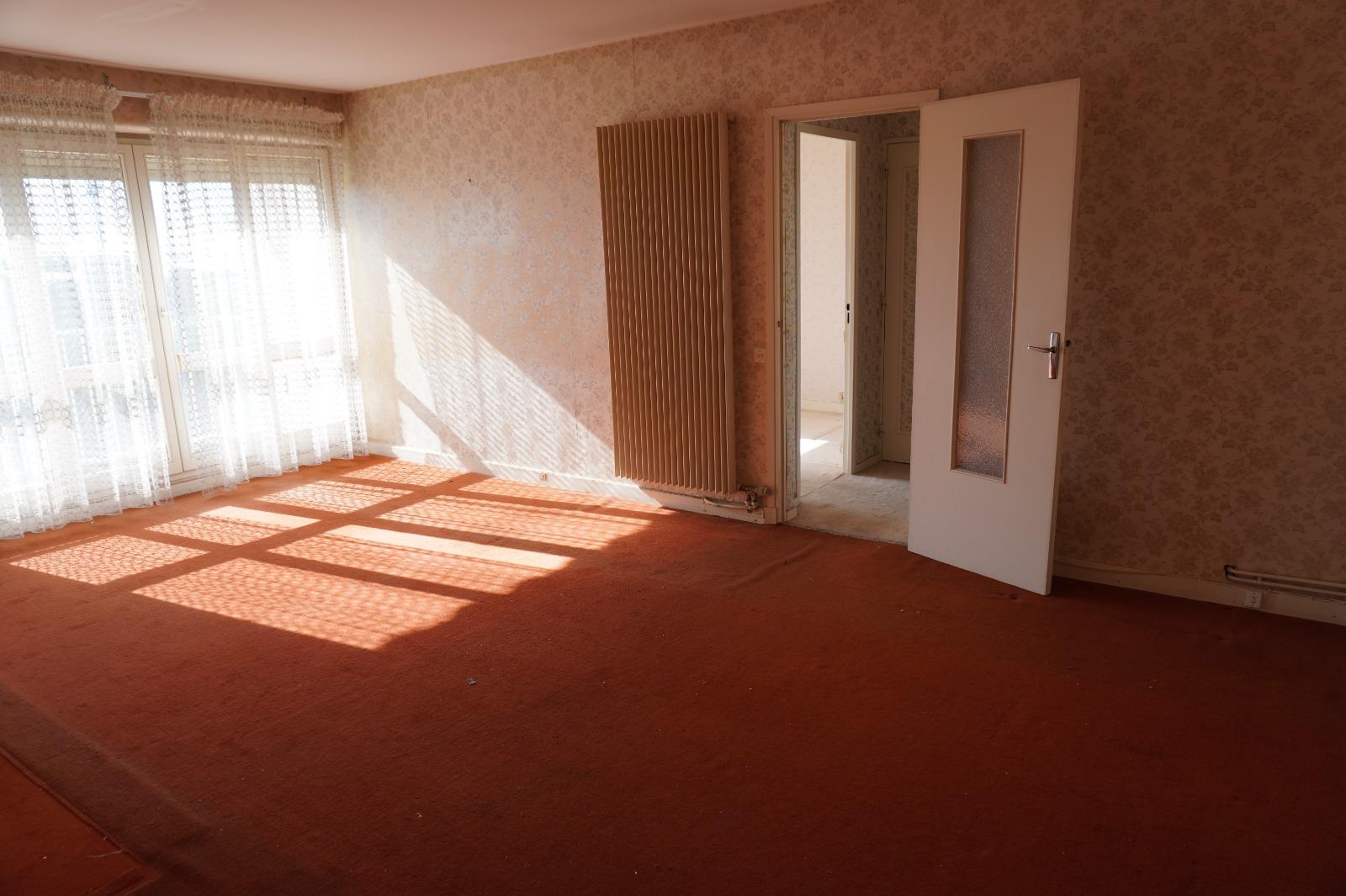 Appartement au 5e étage avec vue sur la mer