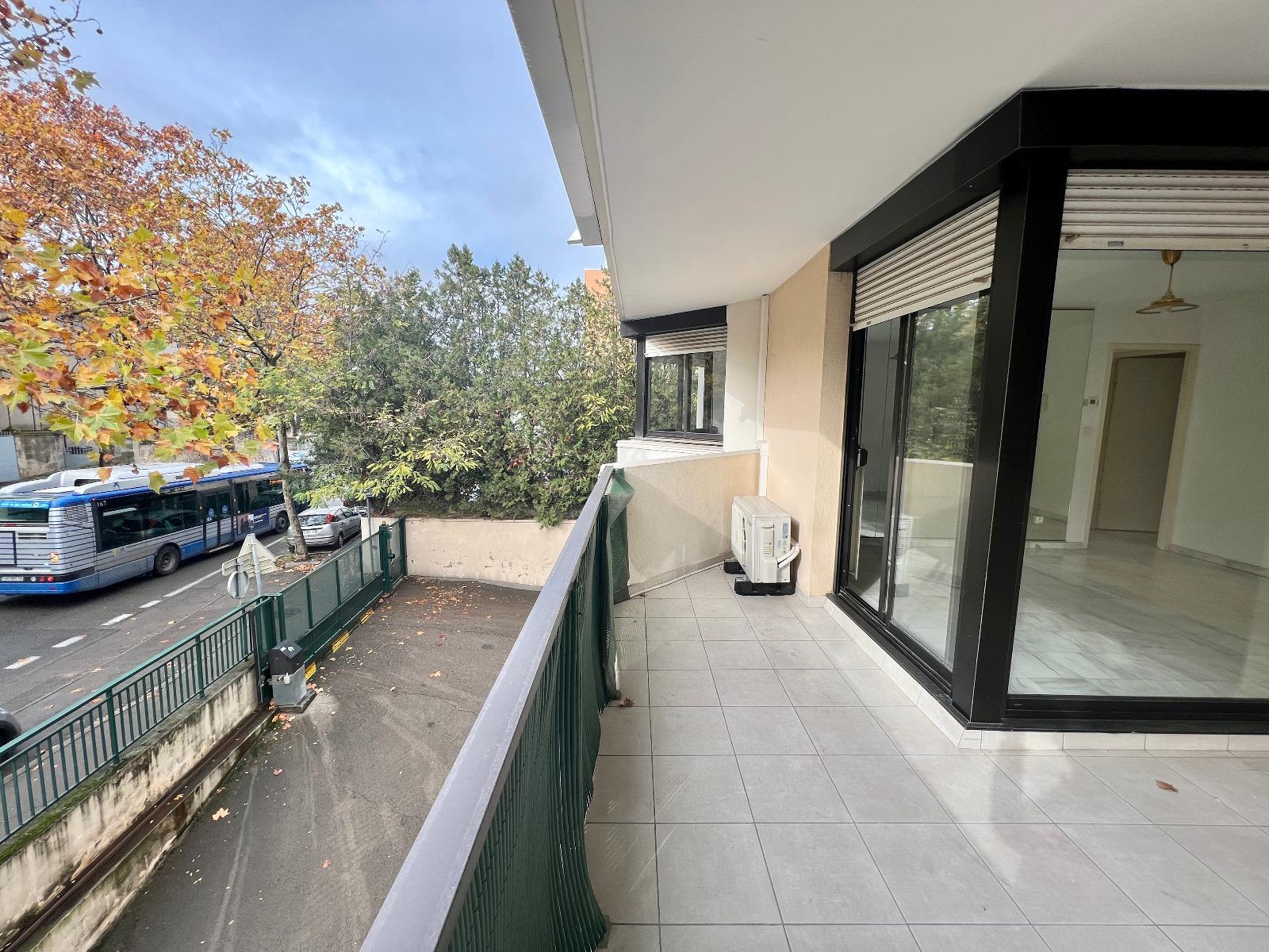 Apartment à Montpellier — vignette 2