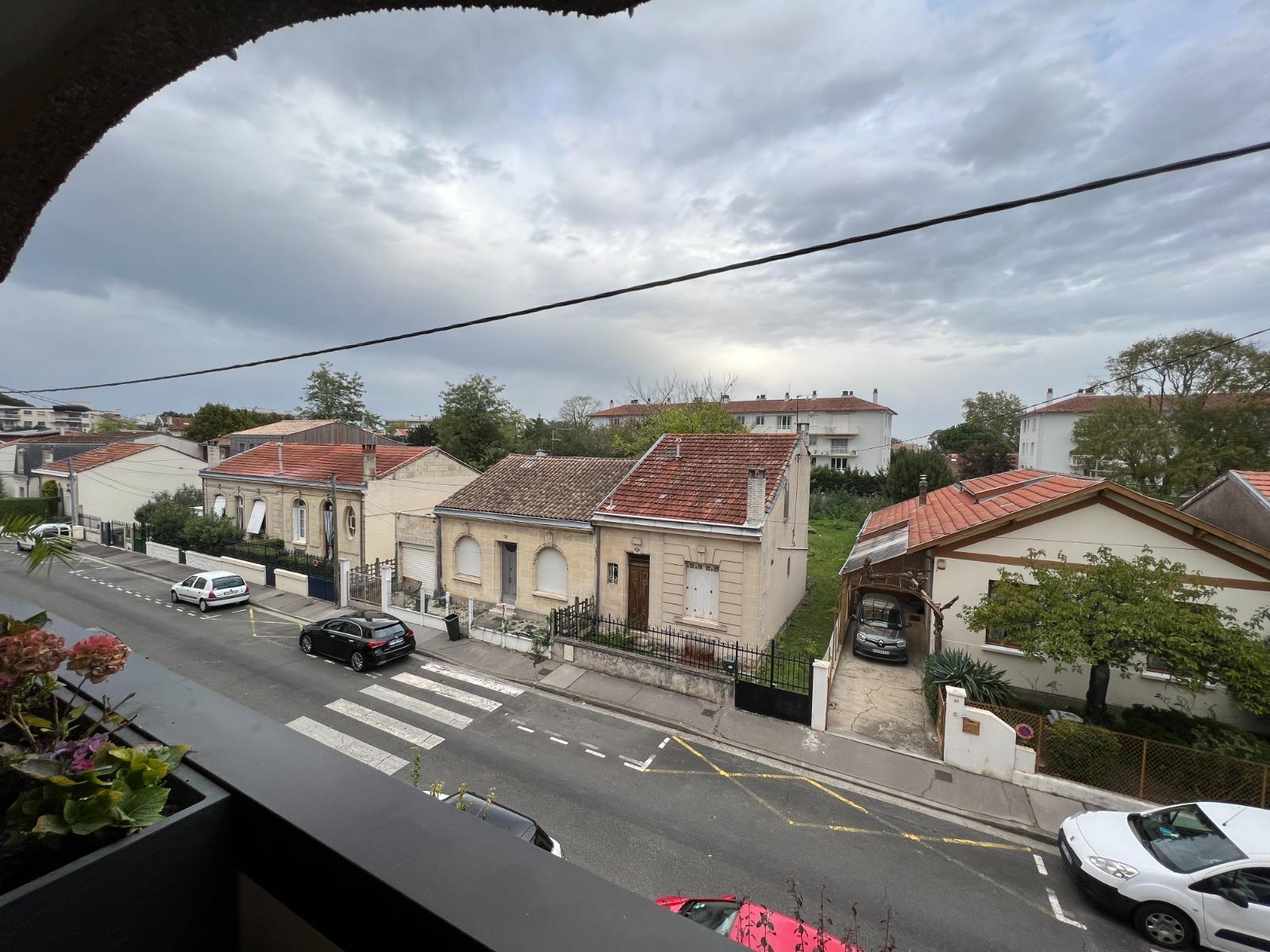 Appartement à Bordeaux — vignette 6