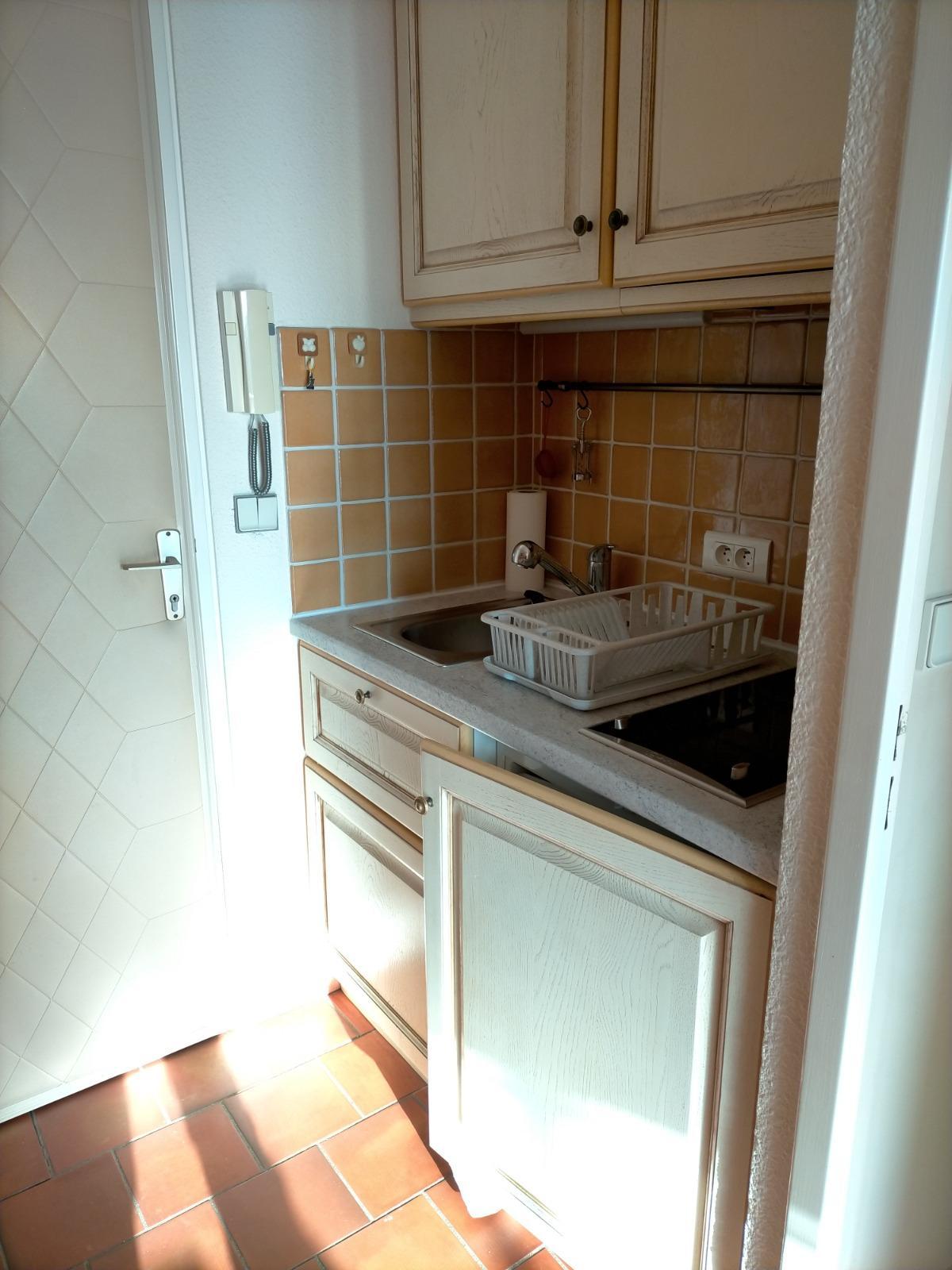 Apartment à Fréjus — vignette 6