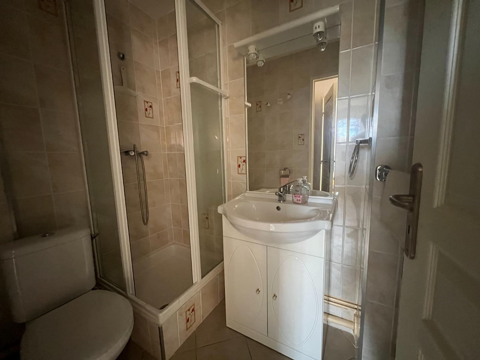 Appartement à Saint-Cyprien — vignette 10