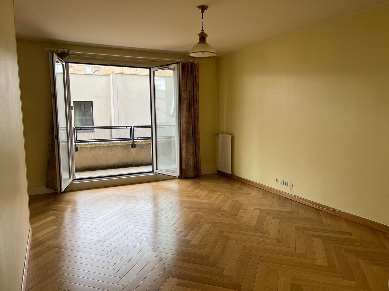 Appartement à Évry-Courcouronnes — vignette 2