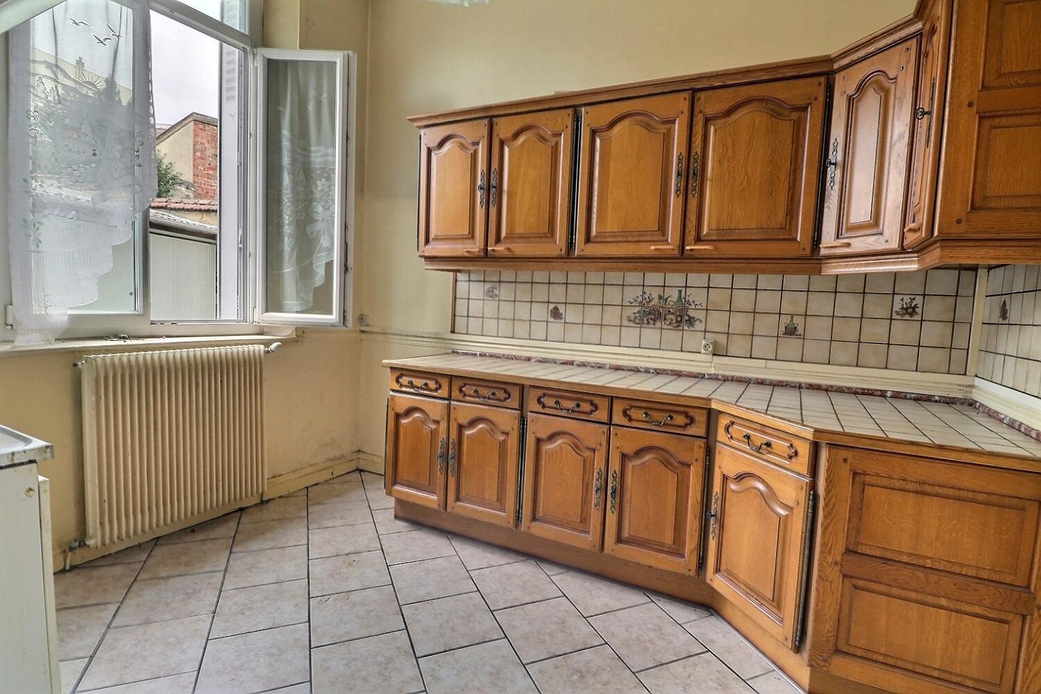 Apartment à Reims — vignette 10