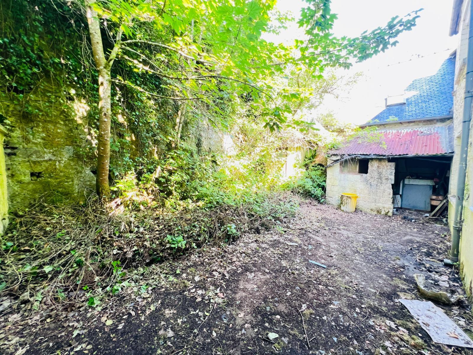 Maison à Belle-Isle-en-Terre — vignette 3
