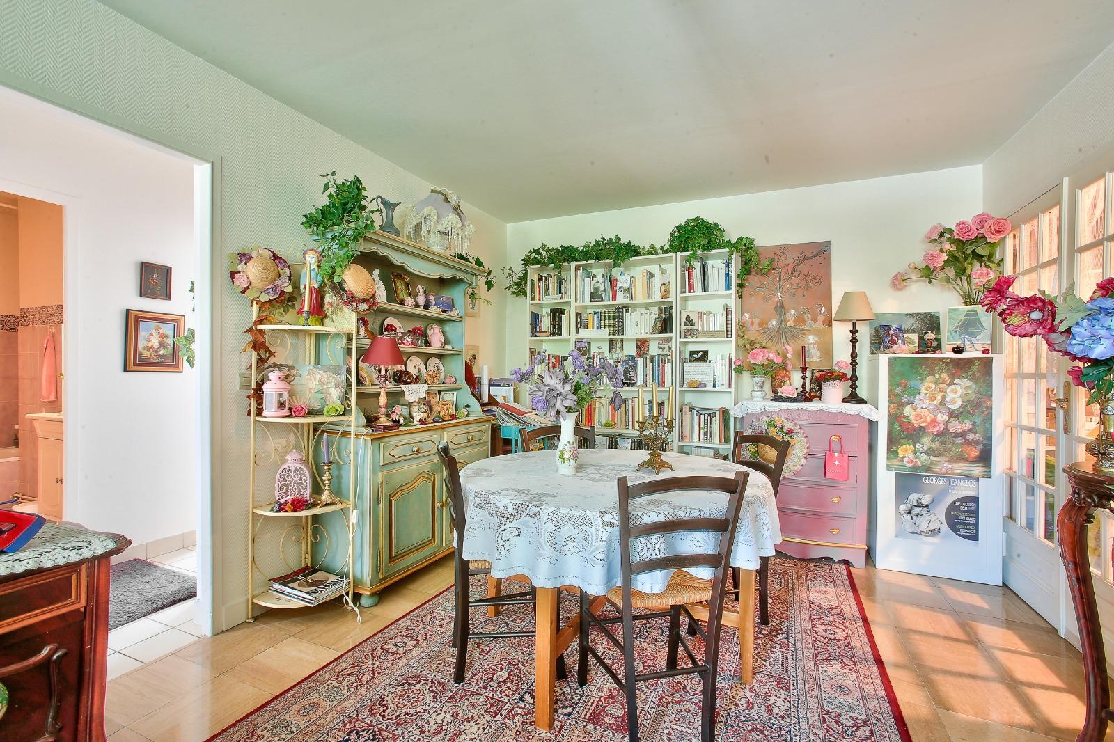 Appartement à Fontainebleau — vignette 2