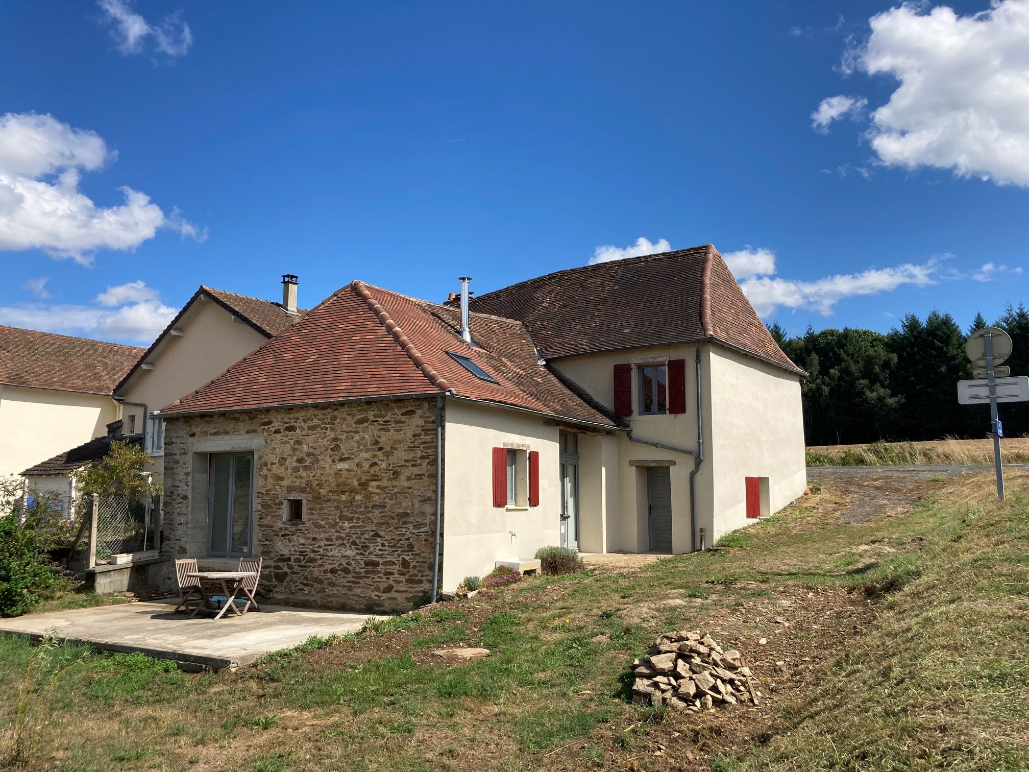 Maison de caractère de 4 pièces avec jardin