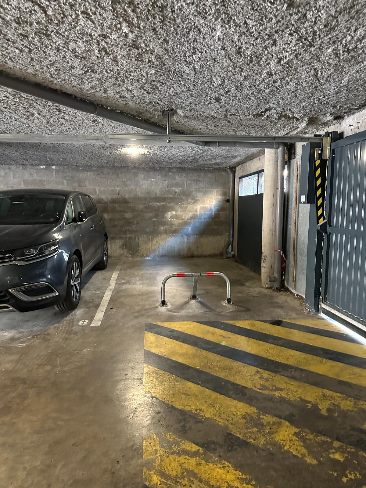 Garage – Parking à Bordeaux — vignette 4