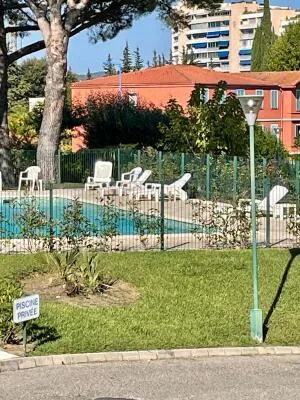 Apartment à Mandelieu-la-Napoule — vignette 8