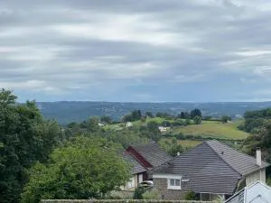 Building à Malemort — vignette 2