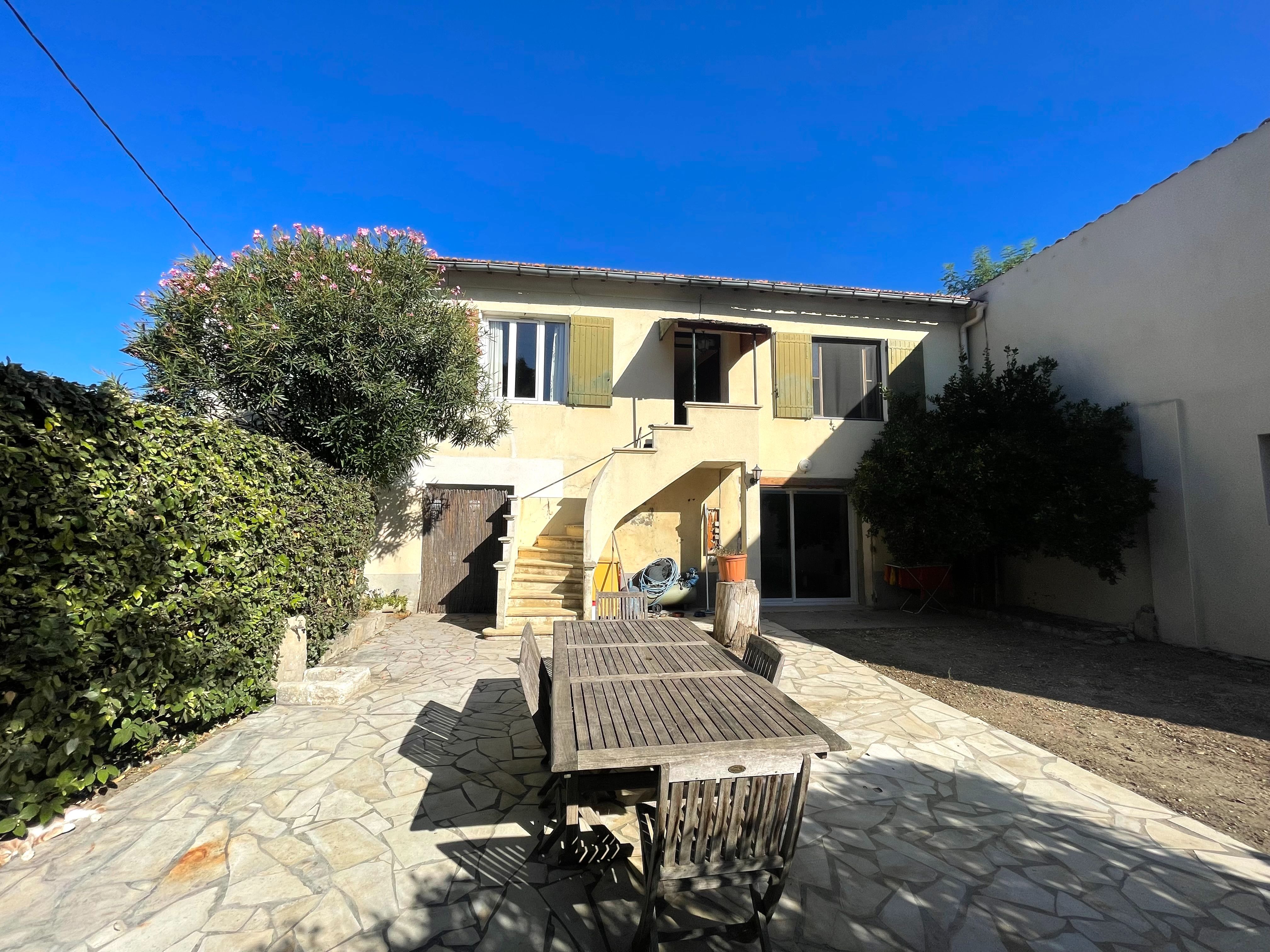 House à Vallabrègues — vignette 2