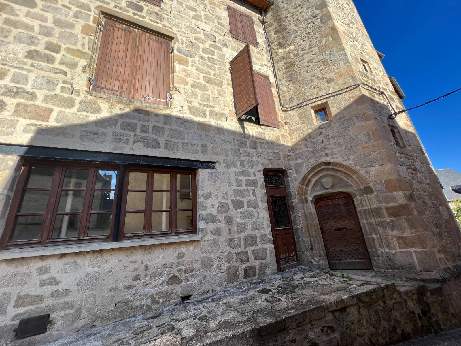 Immeuble à Ussel — vignette 19