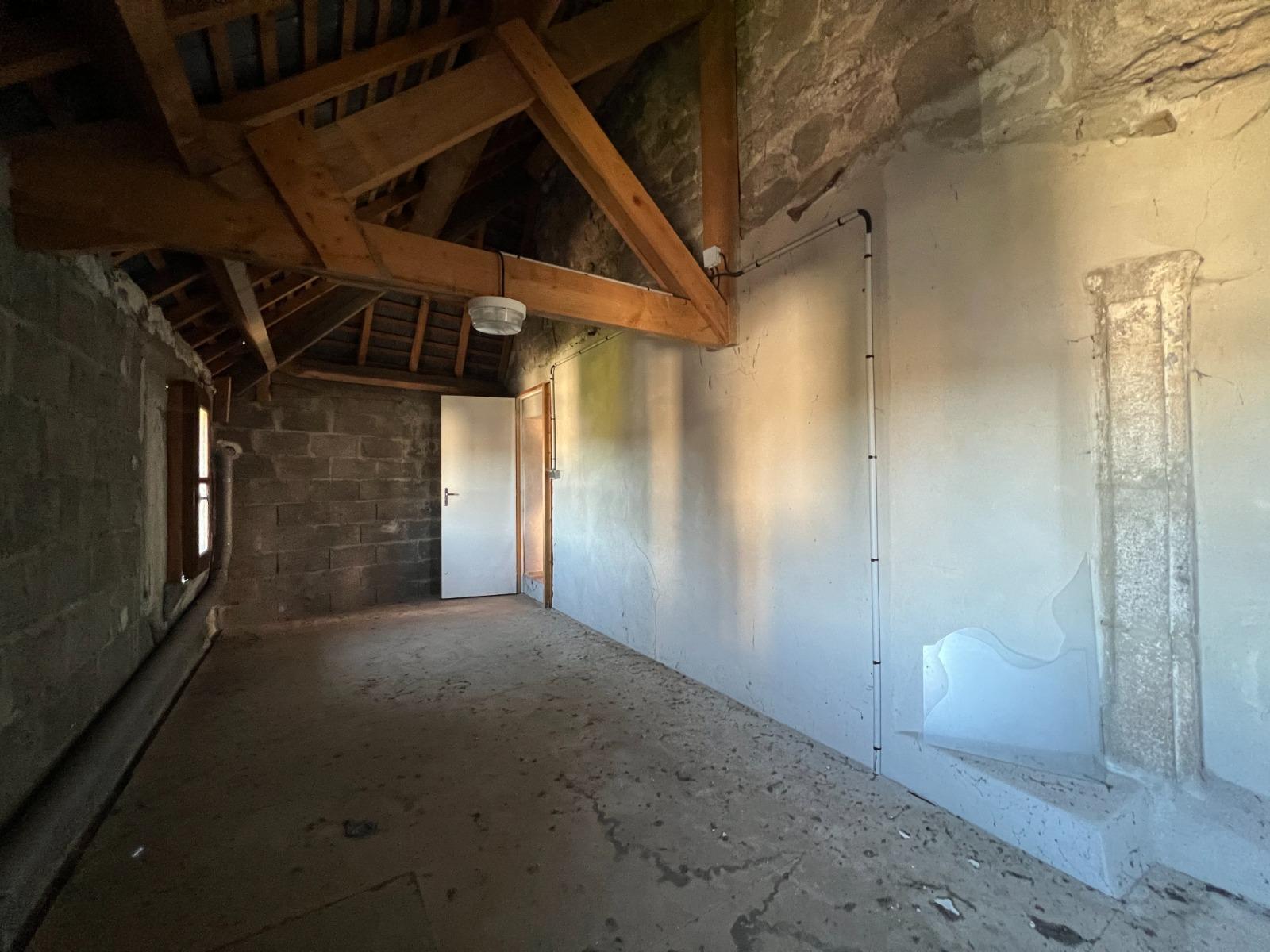Immeuble à Ussel — vignette 24