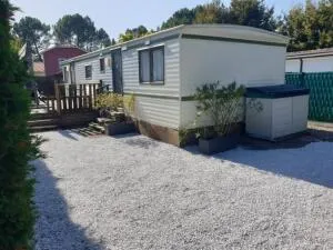 Terrain constructible avec mobilhome