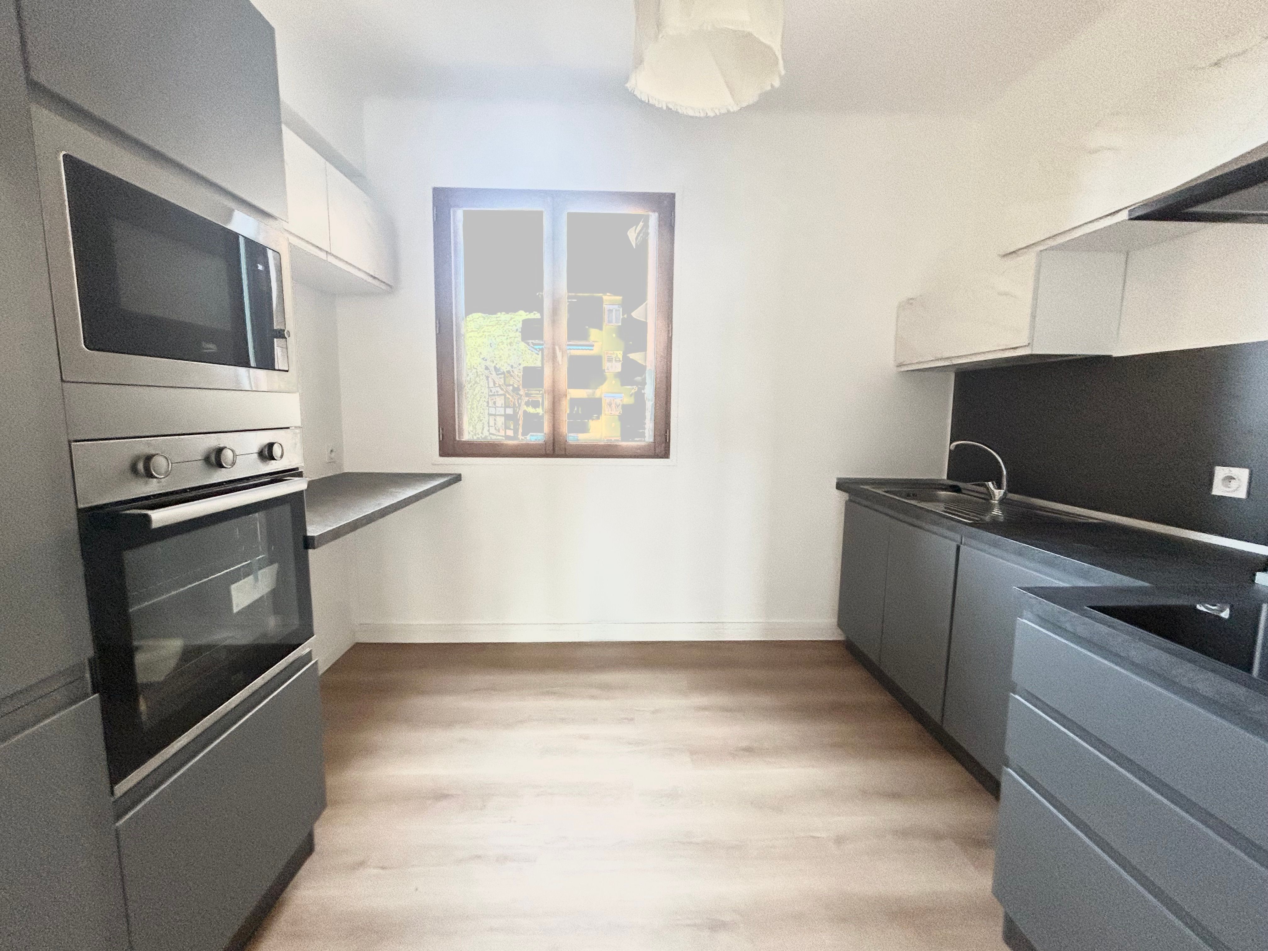 Appartement à Cagnes-sur-Mer — vignette 2