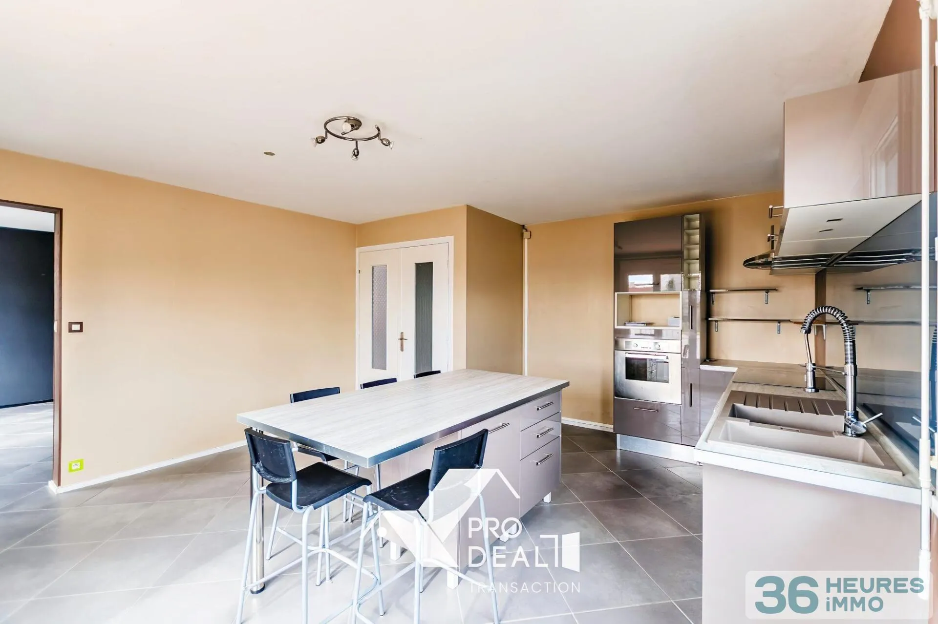 Apartment à Décines-Charpieu — vignette 3
