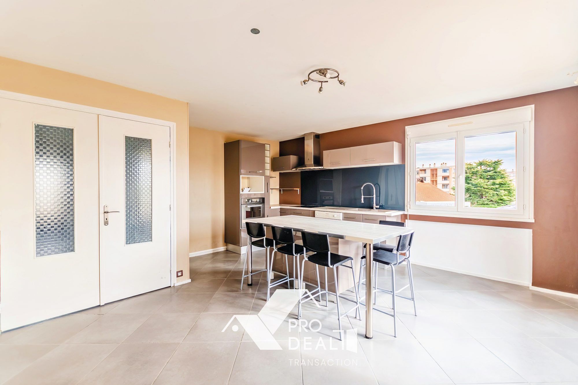 Appartement à Décines-Charpieu — vignette 4