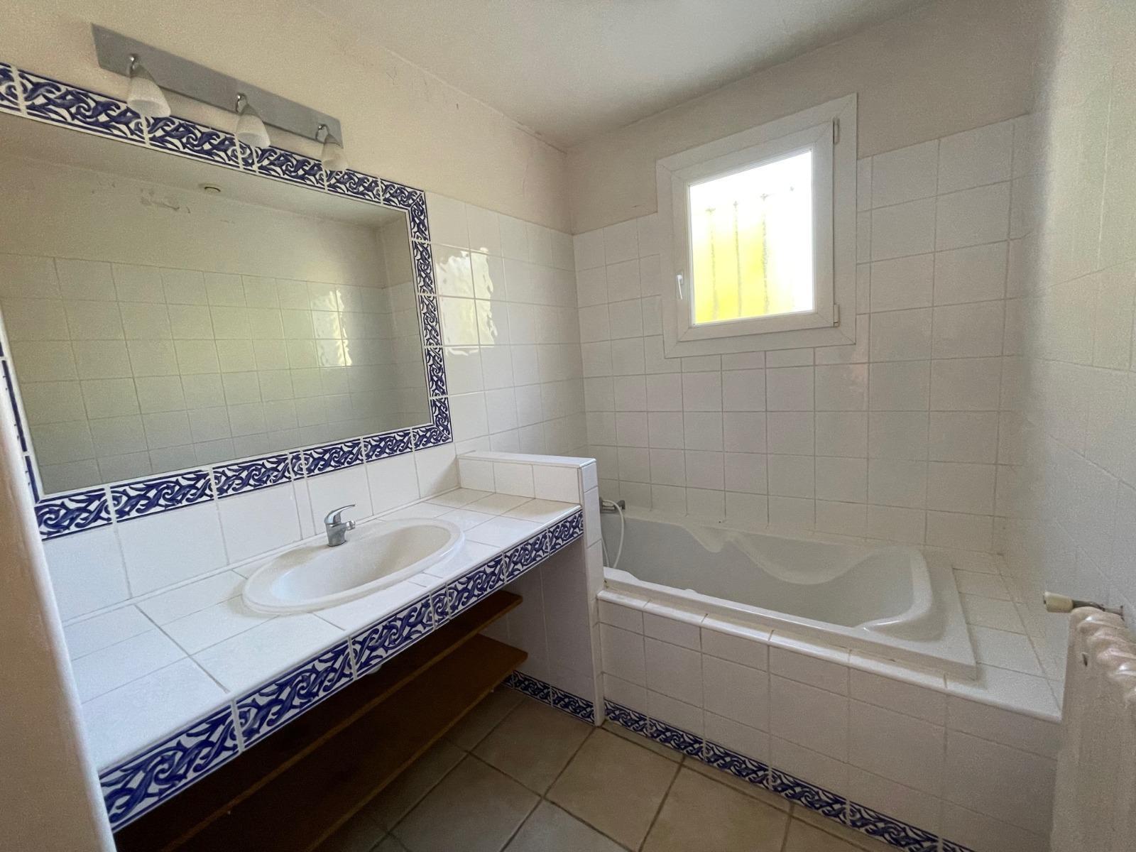 Maison à Saint-Paul-Trois-Châteaux — vignette 10