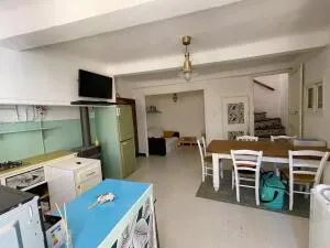 House à Saint-Martin-de-Brômes — vignette 5