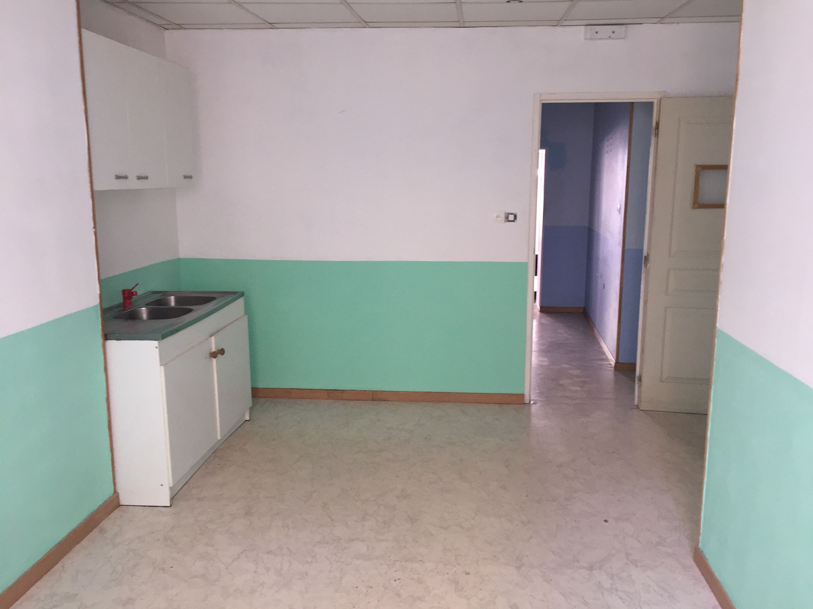 Business and/or Commercial Premises à Stenay — vignette 2