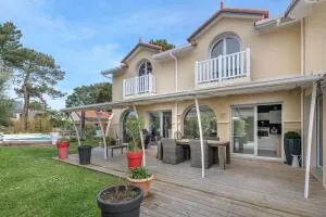 MAISON AVEC PISCINE SAINTE-MARGUERITE