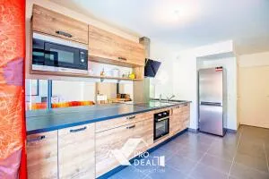 Apartment à Meyzieu — vignette 9