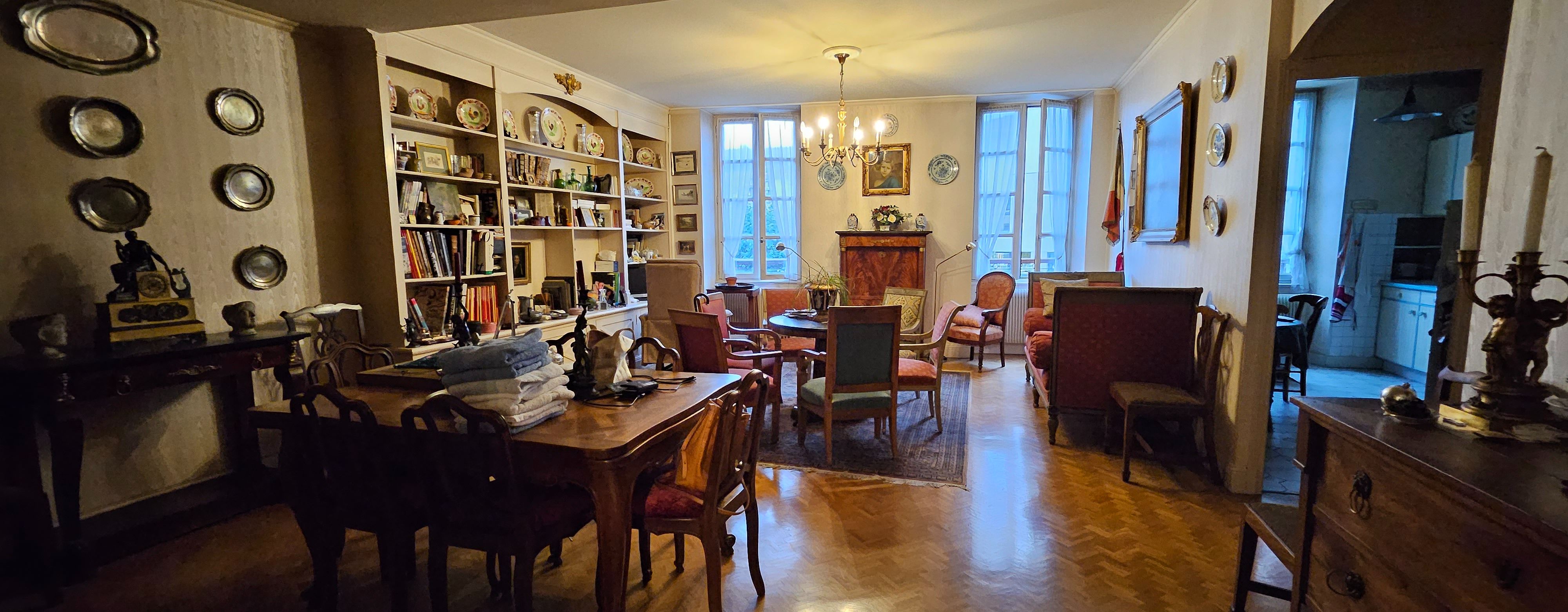 Appartement centre ville avec garage
