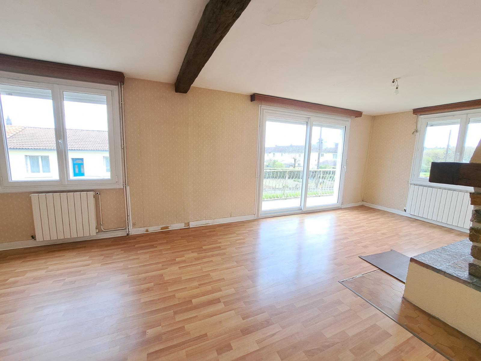 MAISON SUR GRANDE PARCELLE