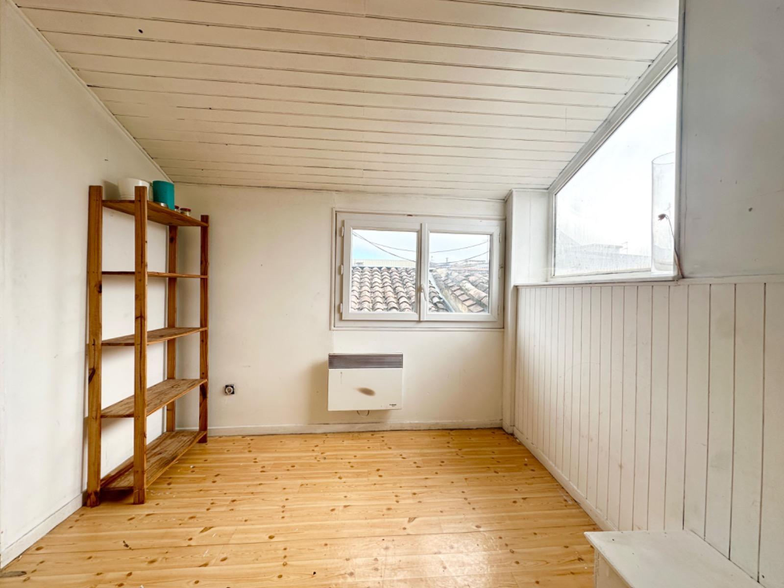 Appartement à Bordeaux — vignette 2