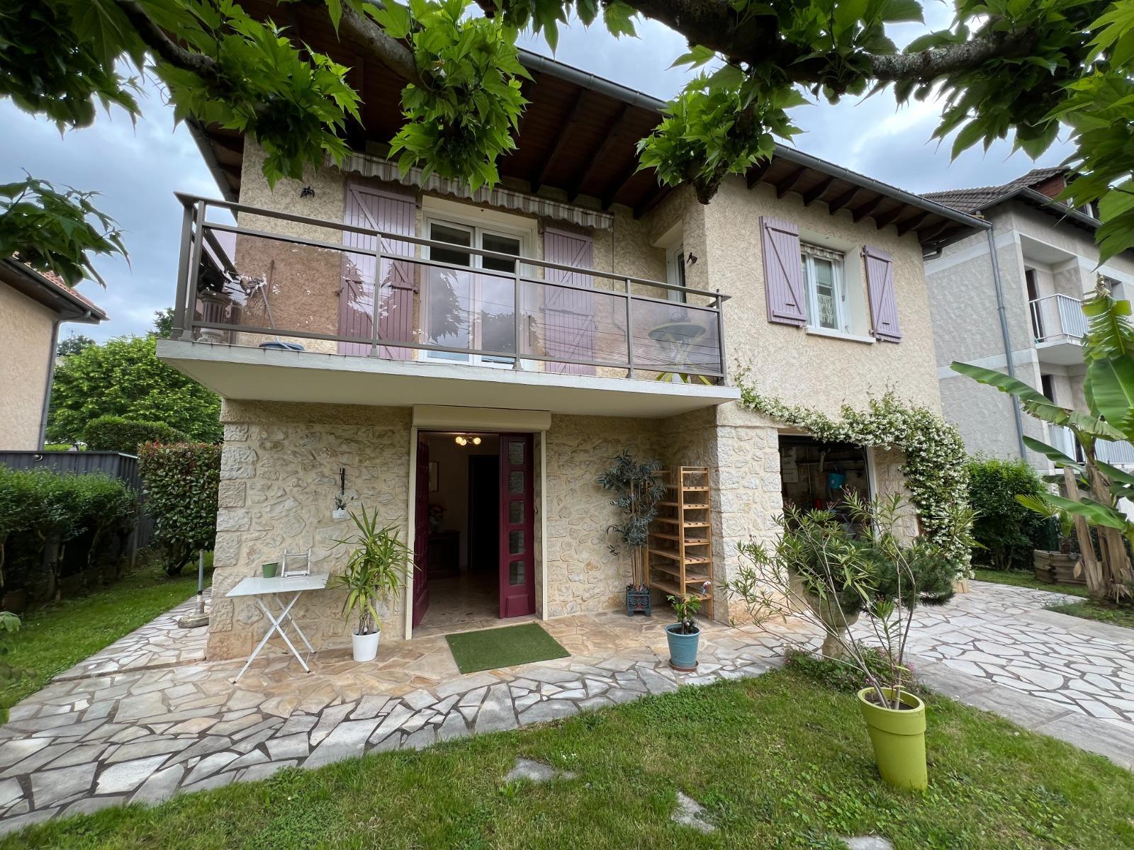 Maison rénovée dans centre ville de Brive-la-Gaillarde