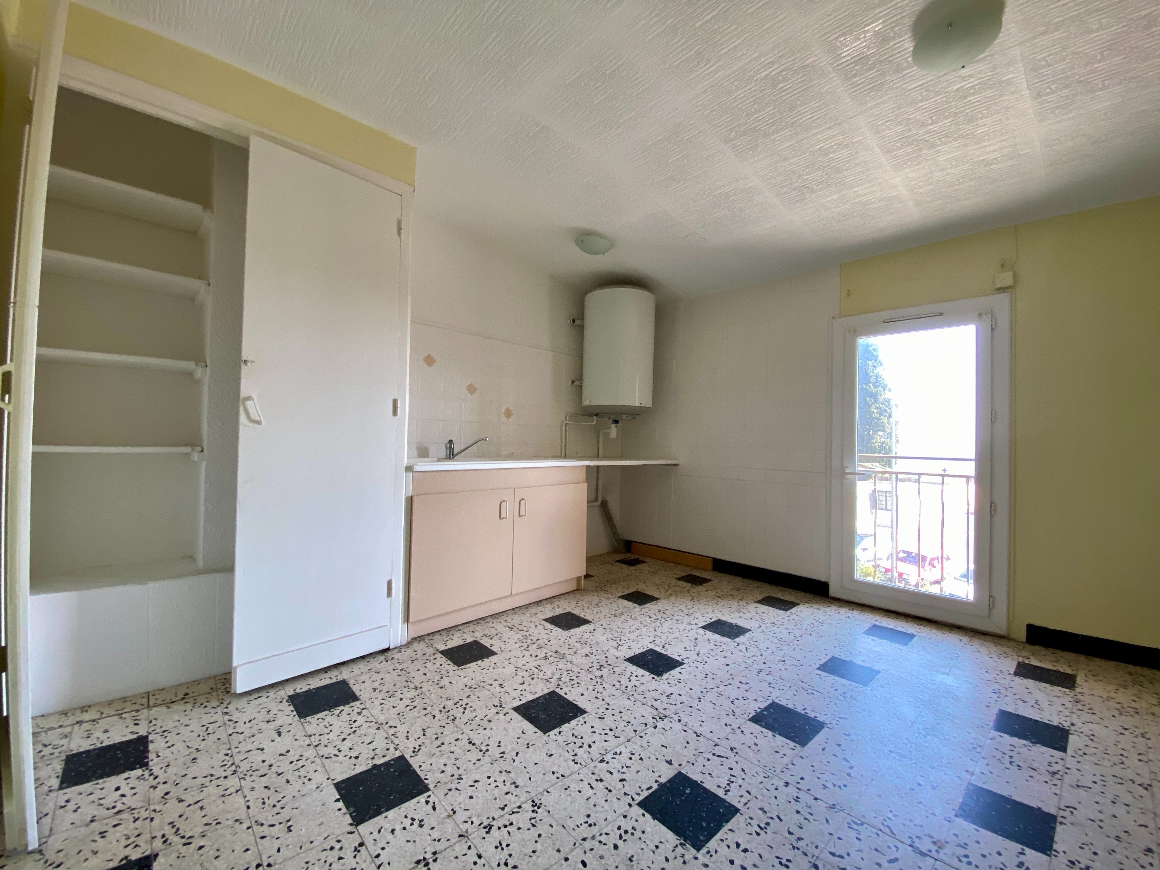 Building à Marseillan — vignette 35
