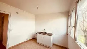 Apartment à Aubergenville — vignette 11