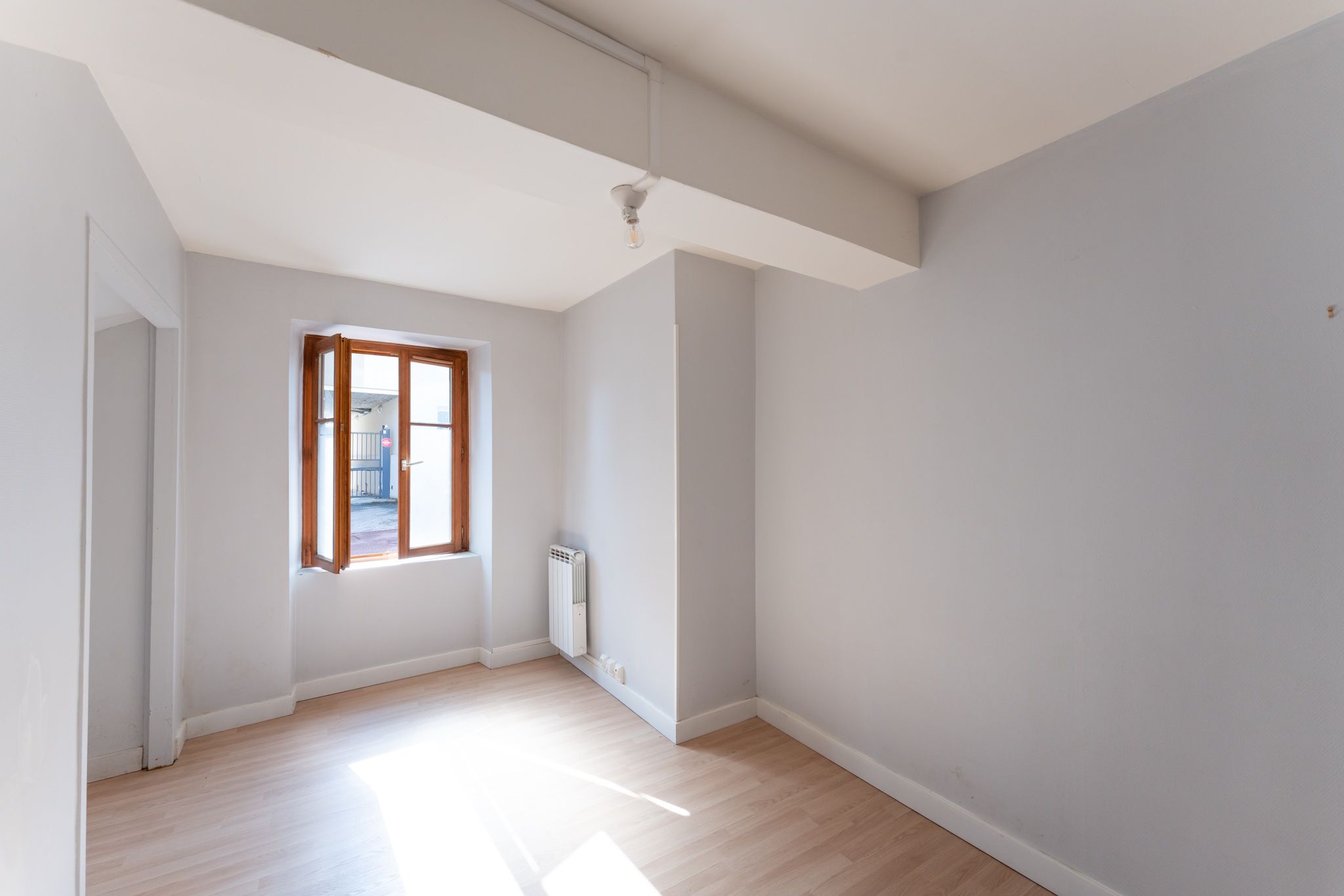 Appartement à Saint-Laurent-de-Mure — vignette 6