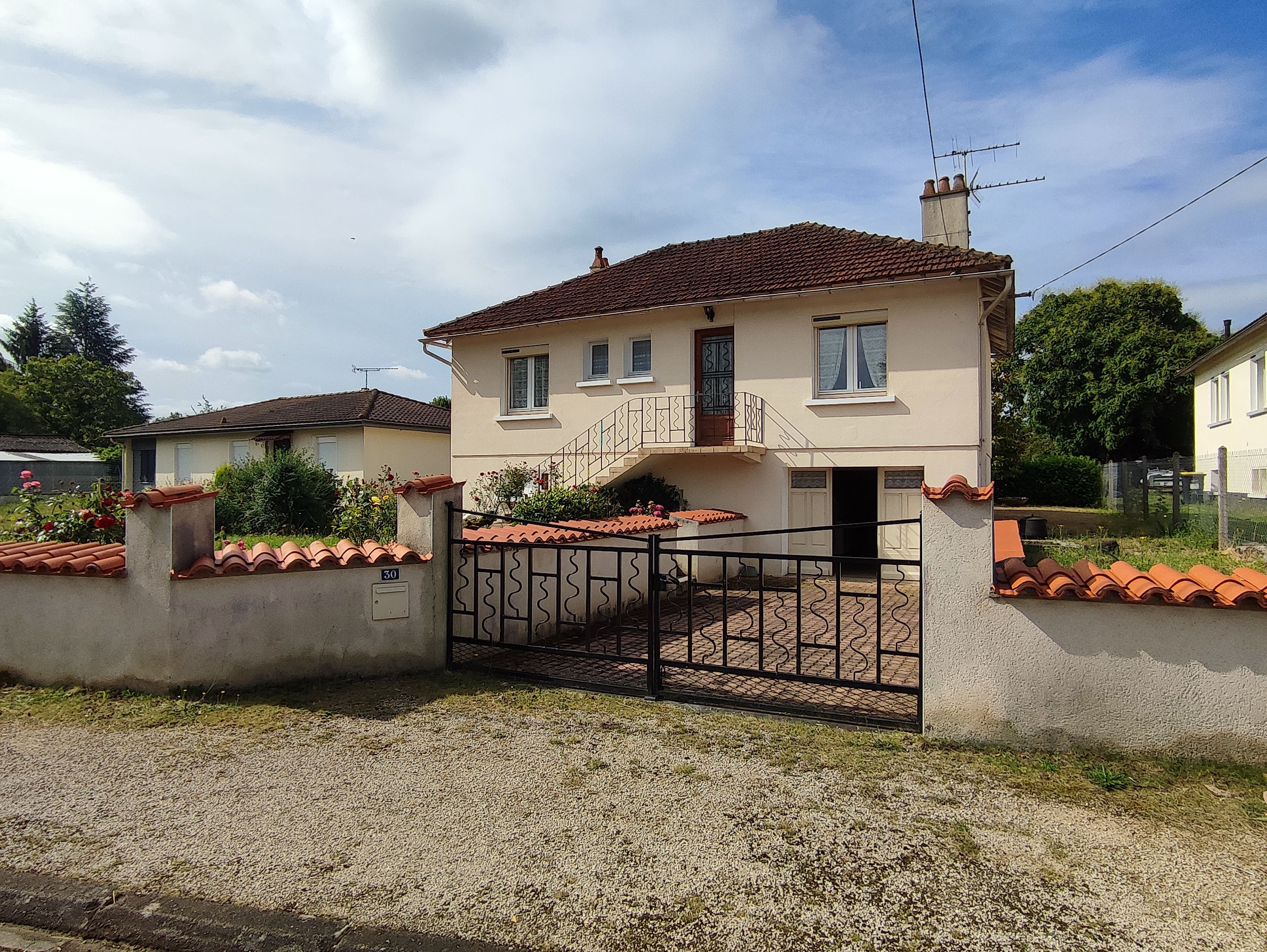 Maison à L'Isle-Jourdain — vignette 13