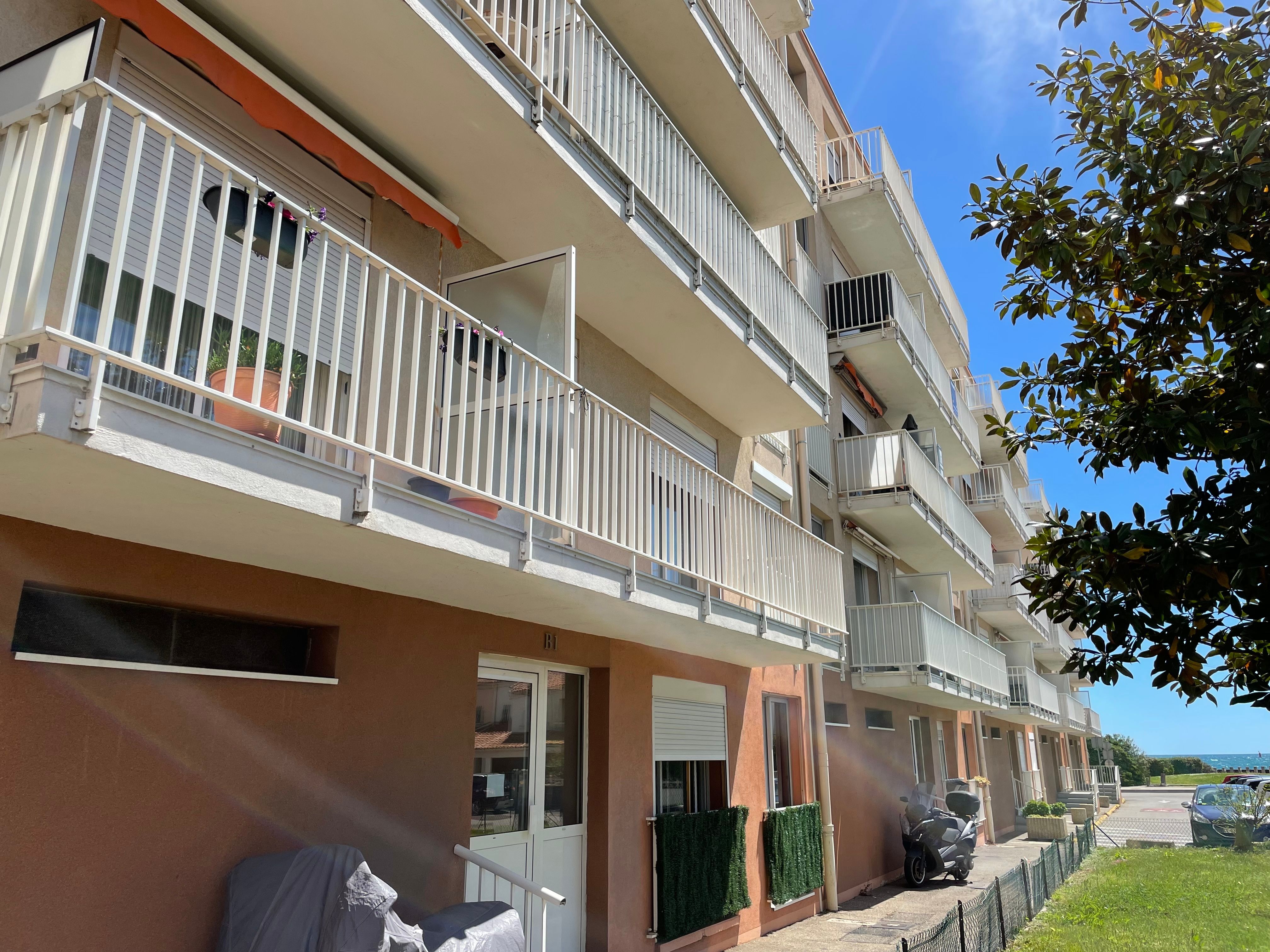 Apartment à Port-de-Bouc — vignette 8