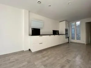 Apartment à Bordeaux — vignette 8