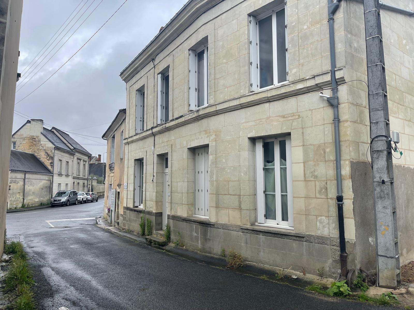 Maison à Saint-Paterne-Racan — vignette 2