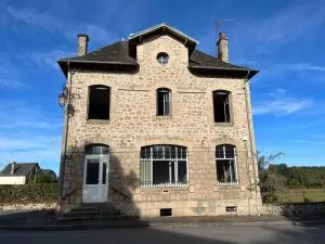 Maison divisée en 3 lots