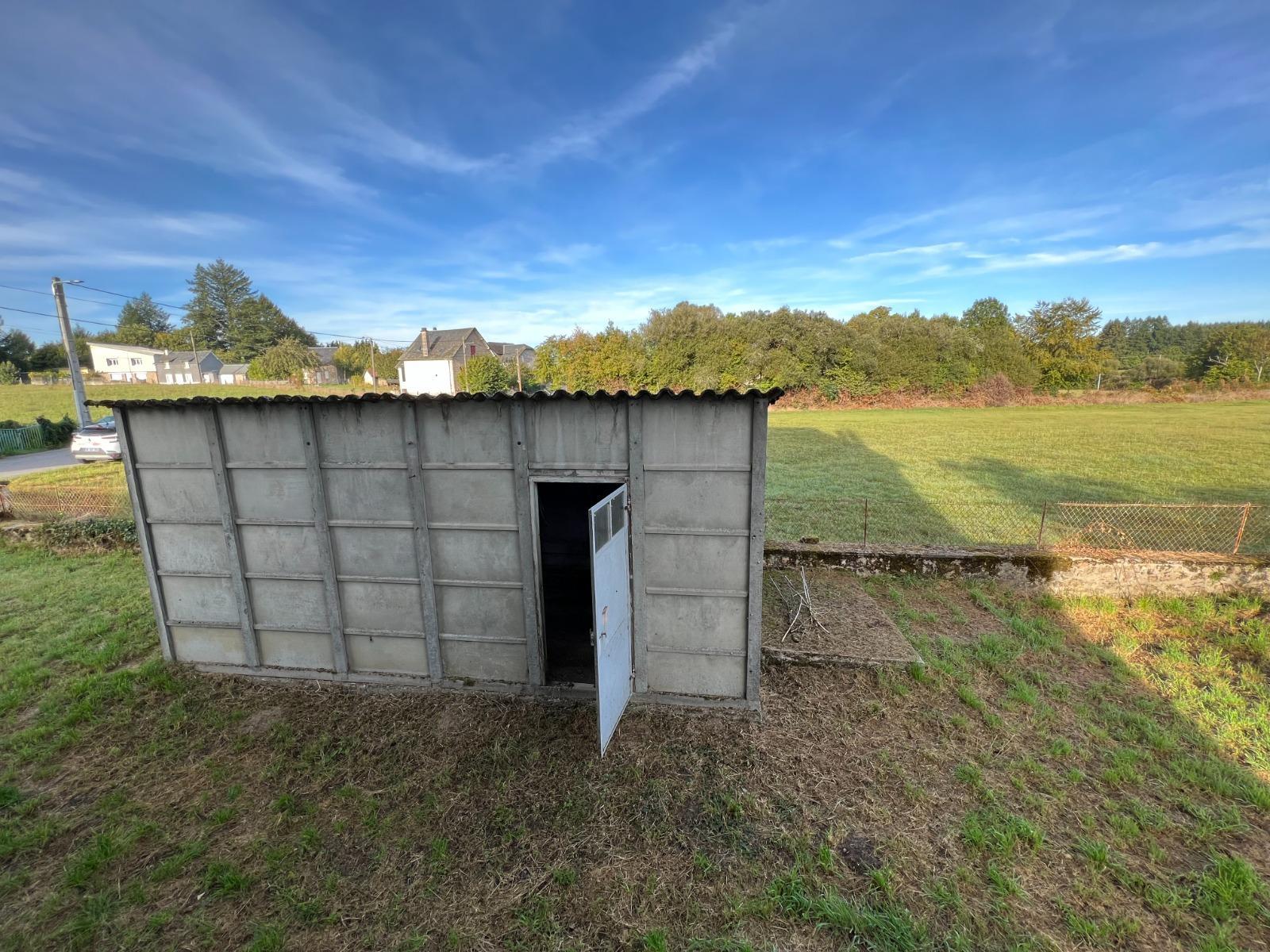 Maison à Montaignac-sur-Doustre — vignette 4