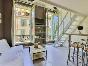 STUDIO 30 rue assalit 